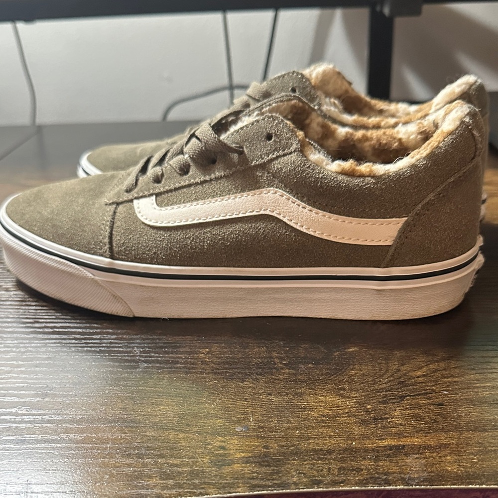 Like New Vans Woman’s Size 7.5